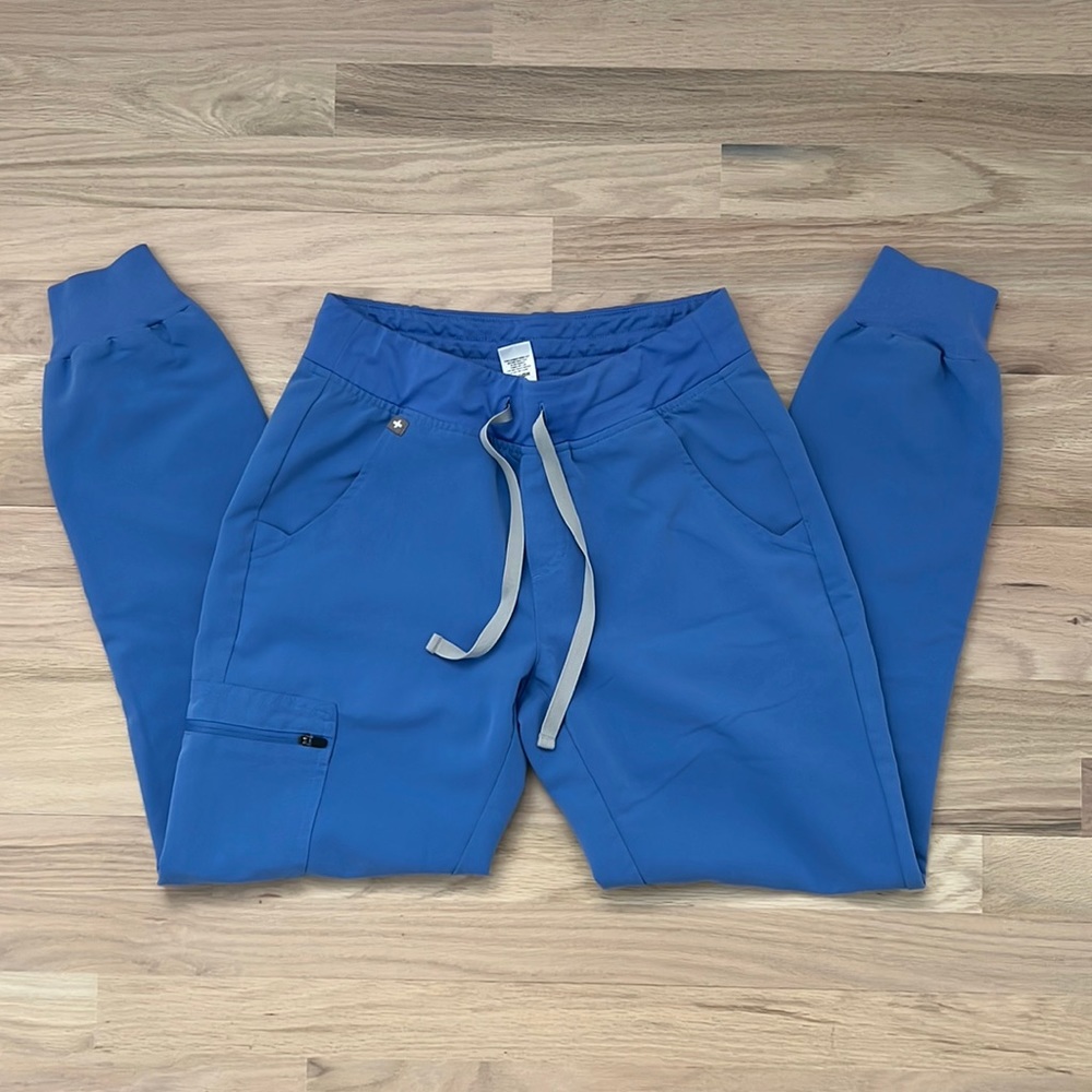 Figs scrubs XS Zamora scrub paint XS ceil blue